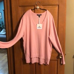Long sleeve hi-low sweater